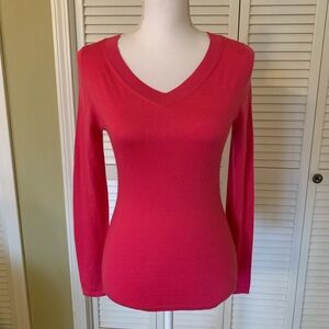Saks Fifth Avenue Cashmere Silk Blend Vibrant Pink V-Neck Sweater Size S